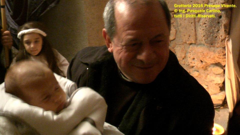 grotteriapresepevivente2016vescovoeccmonsfoliva56.jpg