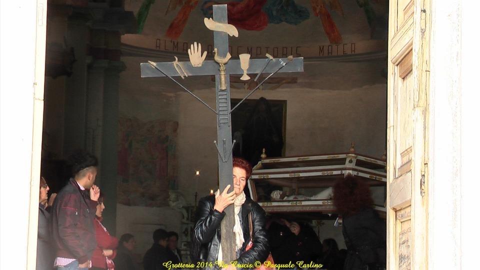 grotteriaviacrucis201428.jpg