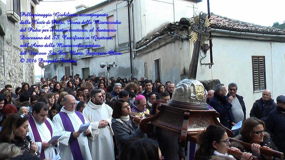 pellegrinaggiogiubiliareconlacrocedipolsi10.jpg