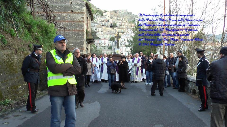 pellegrinaggiogiubiliareconlacrocedipolsi27.jpg