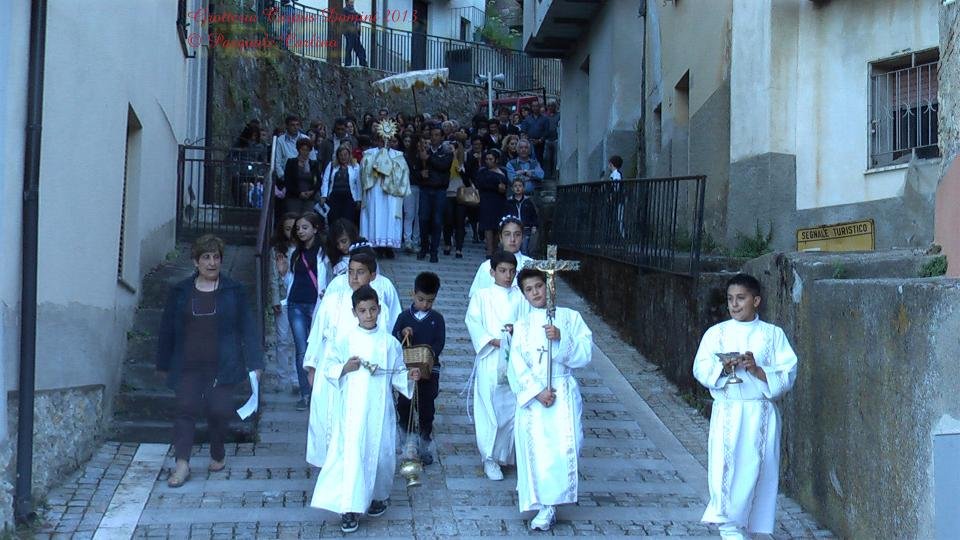 grotteriacorpusdomini201321.jpg