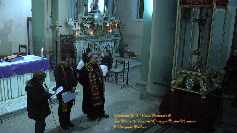 grotteria2013visitapastoralevenerdviacrucis22.jpg